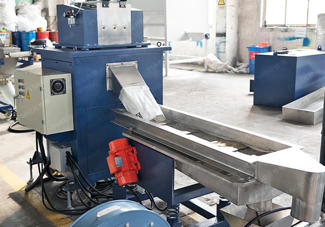 PET瓶造粒设备机械 PET瓶造粒设备机械